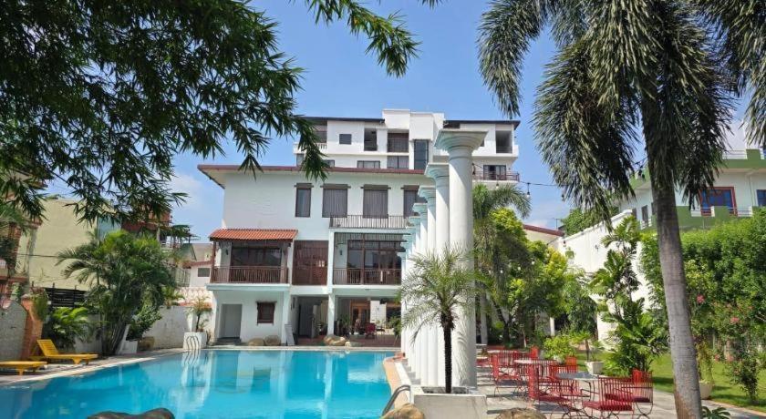 Hotel Club Denovo Butwal Esterno foto