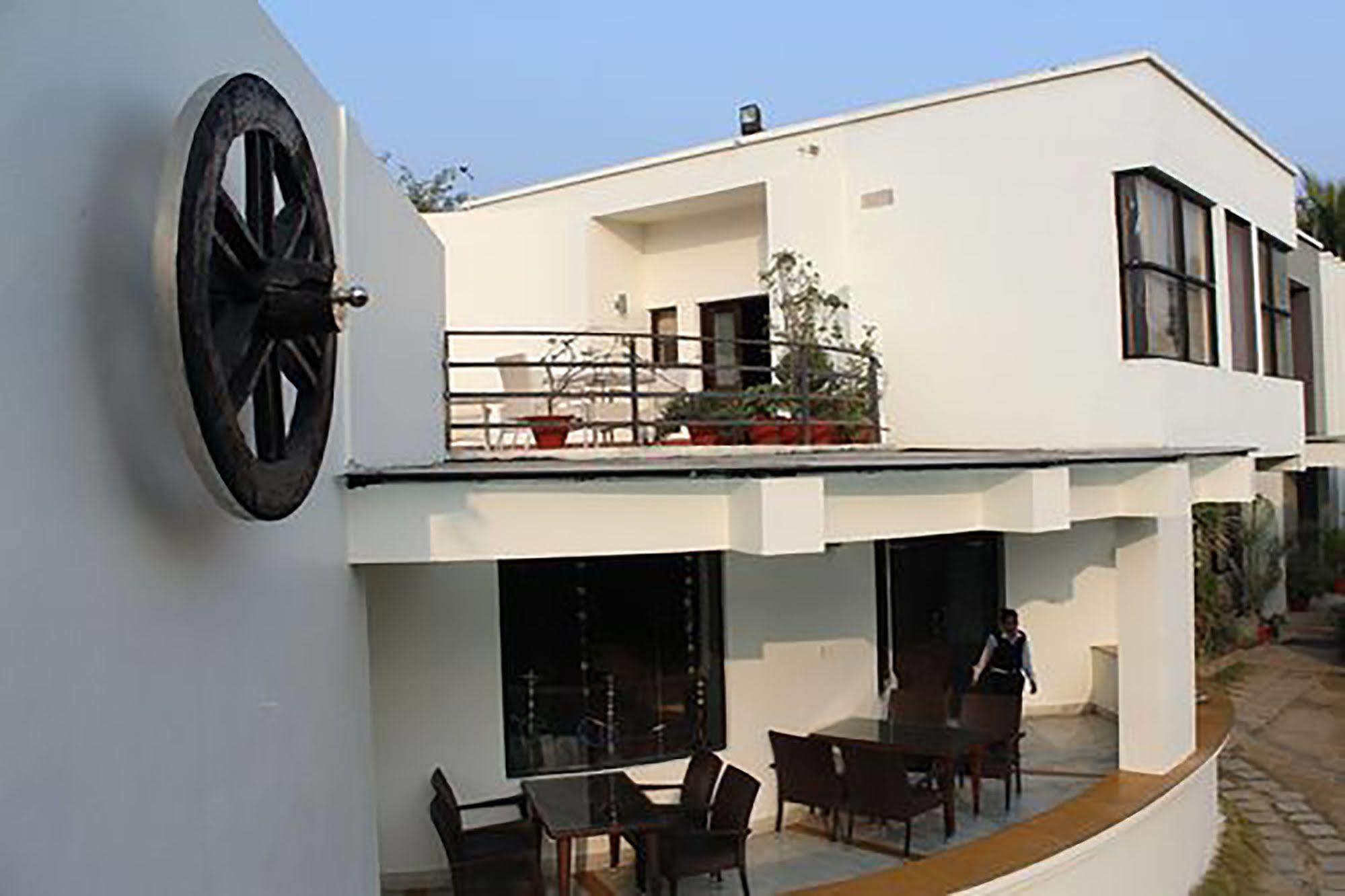 Hotel Club Denovo Butwal Esterno foto
